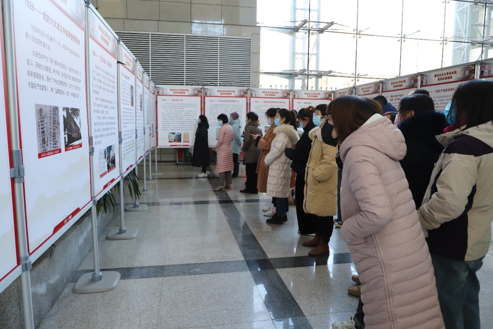 һȺ��վ�ڻ���

�������Զ�����